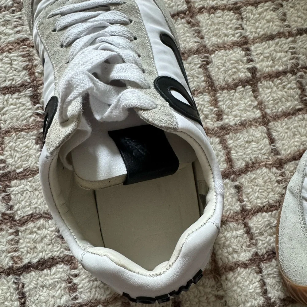 Loewe Ballet Runner 2.0 Sneakers - Picture 9 of 9